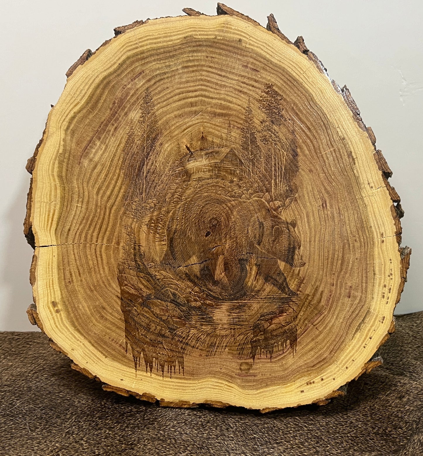 Oak Round | Grizzly Bear